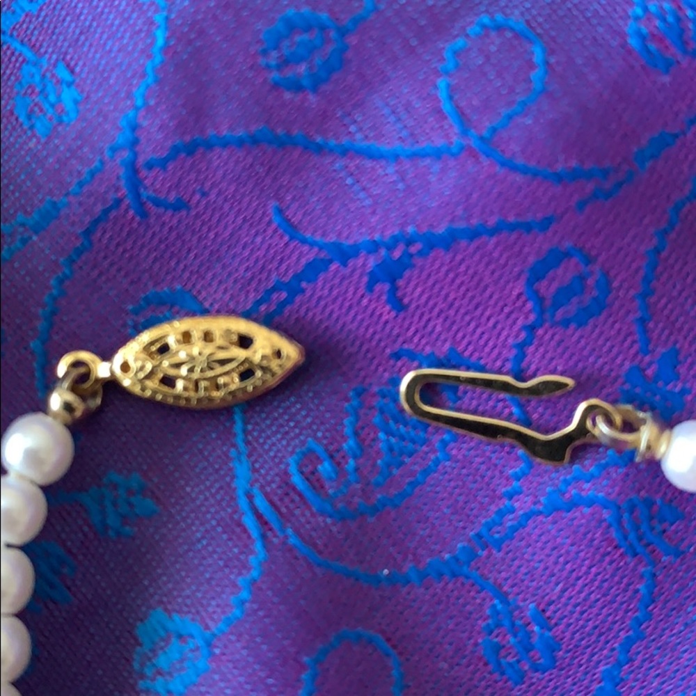 Necklace and earring set - Picture 5 of 7
